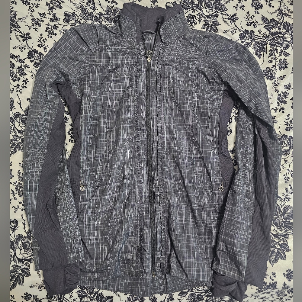 Gray Plaid Zip-Up Jacket LULULEMON